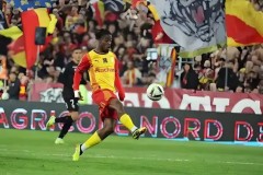 西甲绝杀战：替补球员立奇功，马塞利诺神换人助力球队逆袭