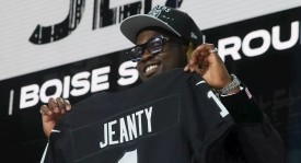 湖人队名宿建议交易里夫斯：三大交易方案解析